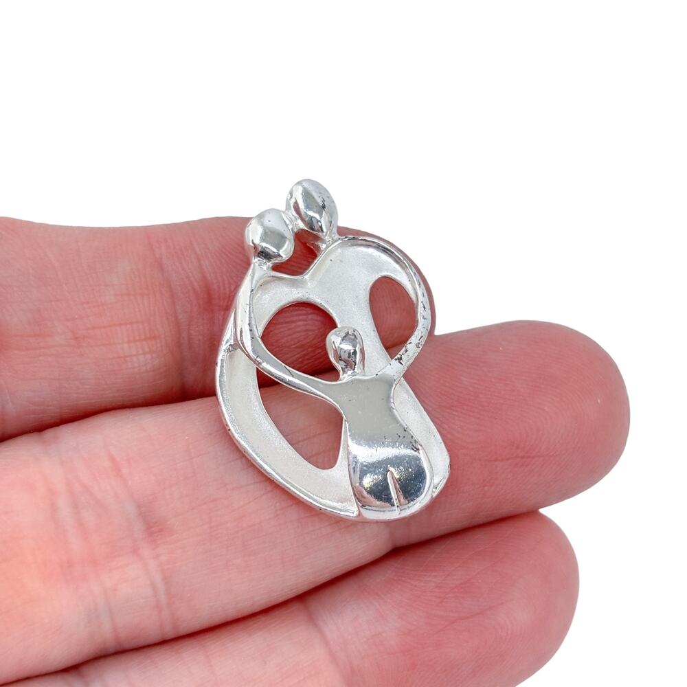 Carolyn Pollack Relios Sterling Silver 925 Loving Family Pendant